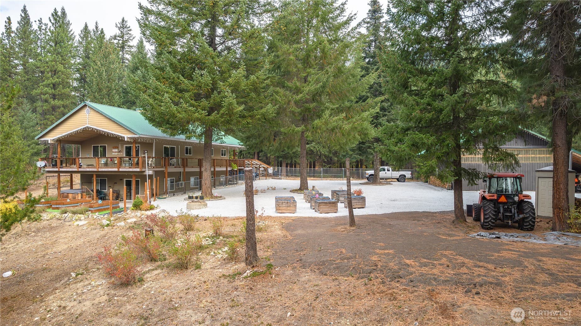 570 Sweetbriar Lane photo 4