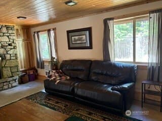 19045 Gill Creek Road photo 4