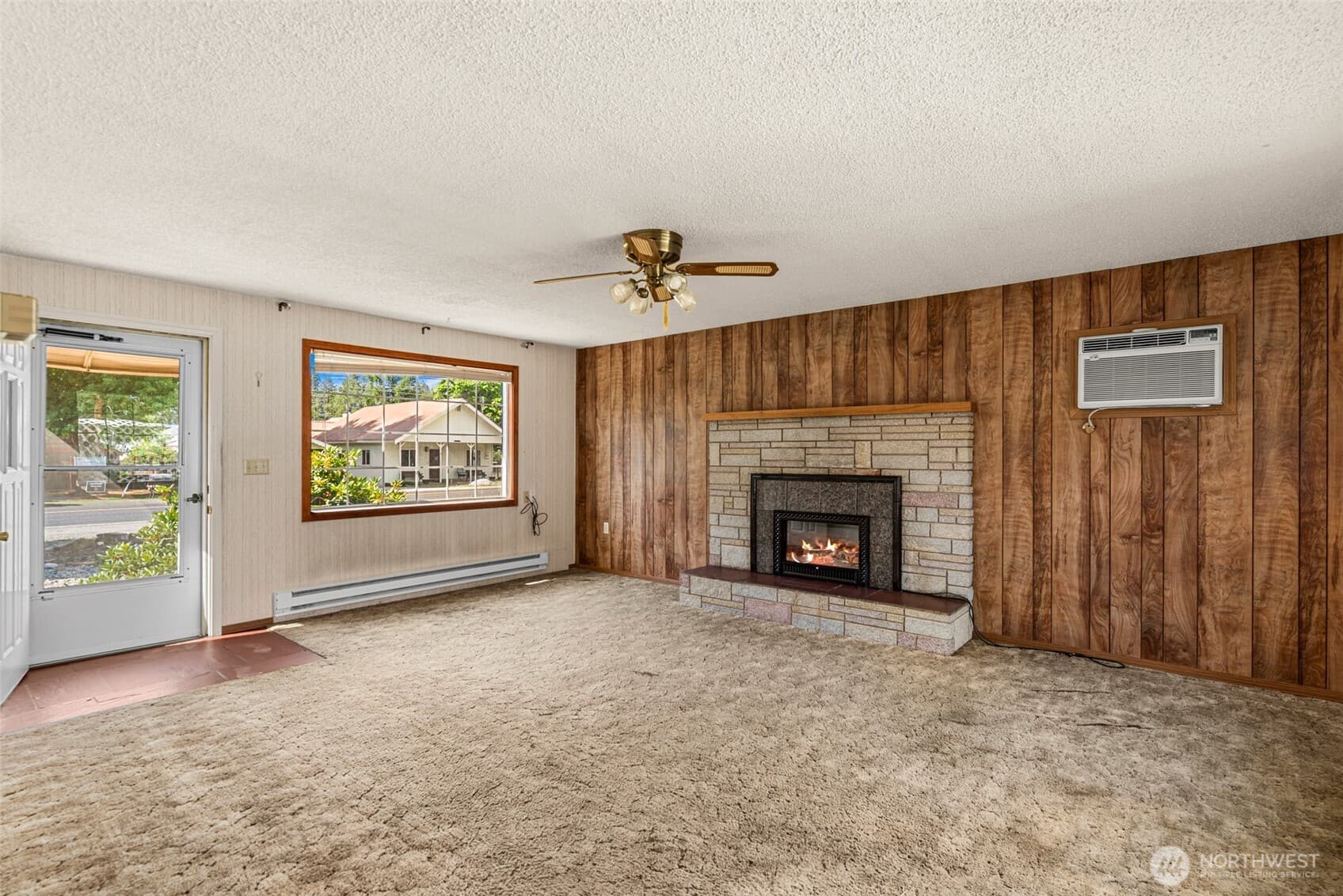 826 Pine Street photo 4