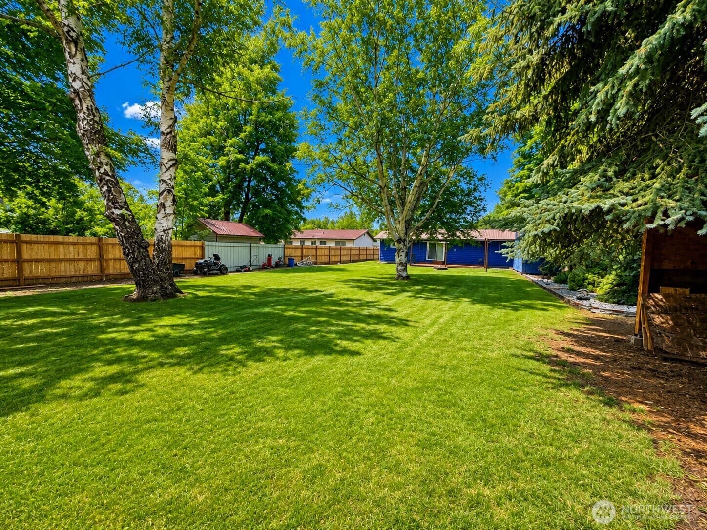 530 Cascade Street photo 4