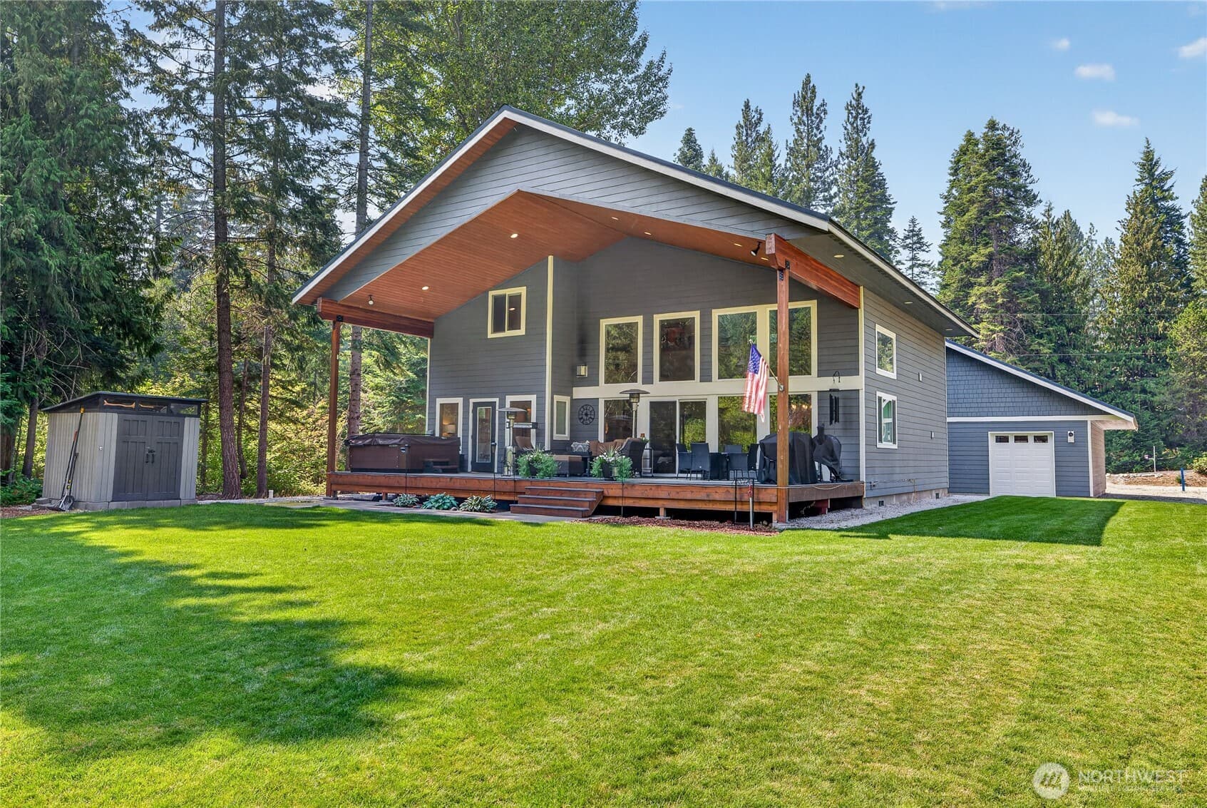 2303 Pine Tree Road photo 2