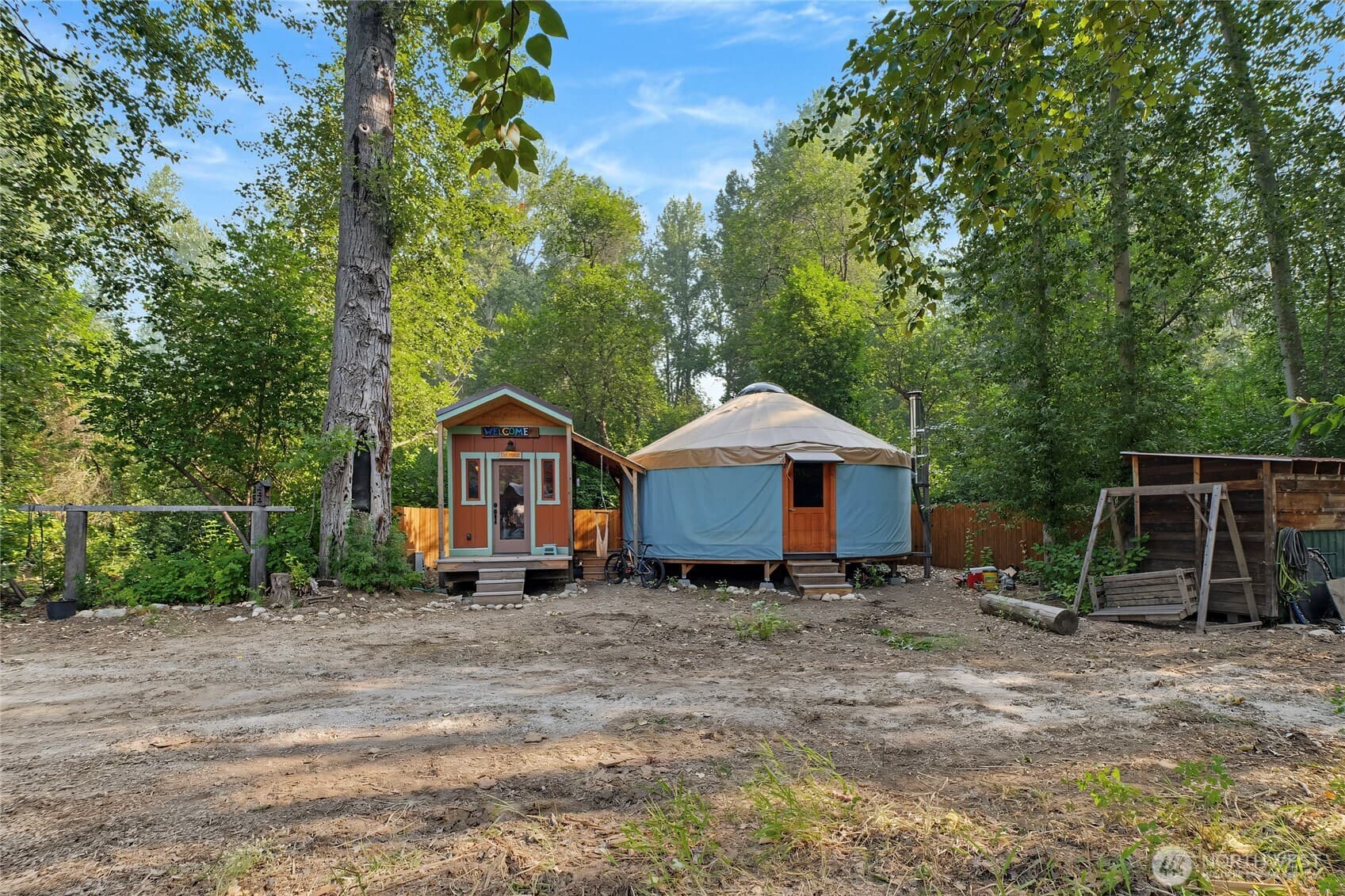 21325 WA-207 photo 2