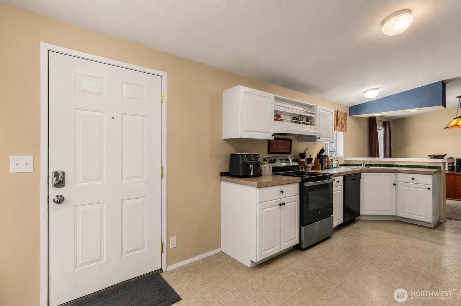 24608 Spur Street photo 5