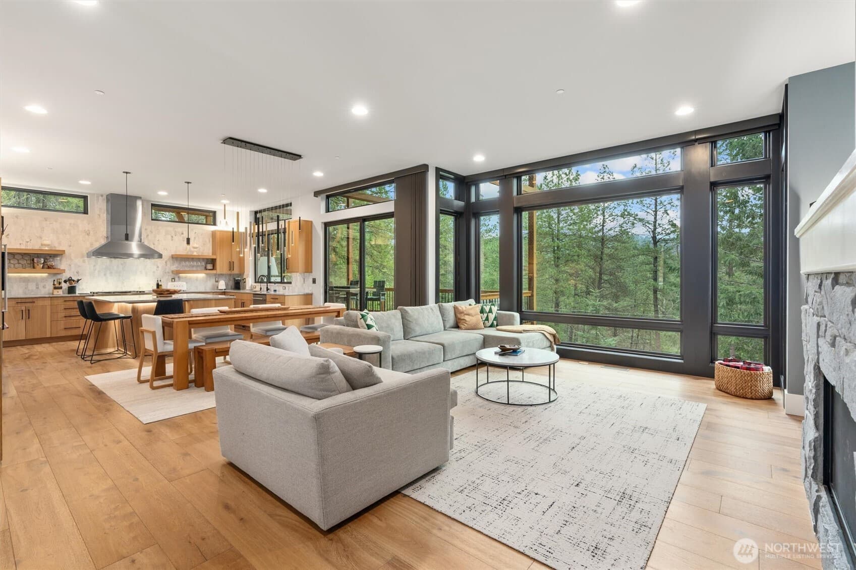 8836 Canal Road photo 4