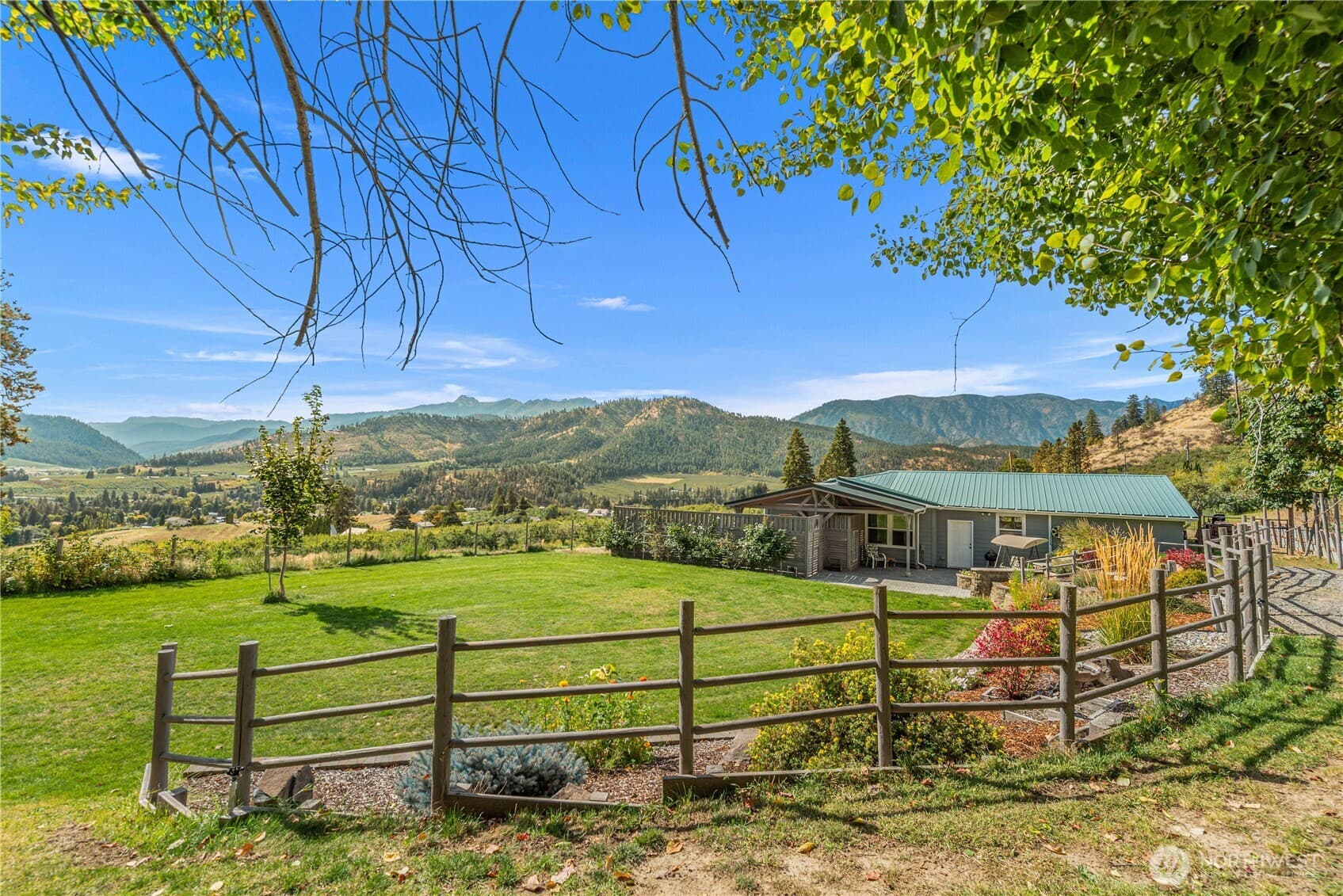 8795 Larson Road photo 2