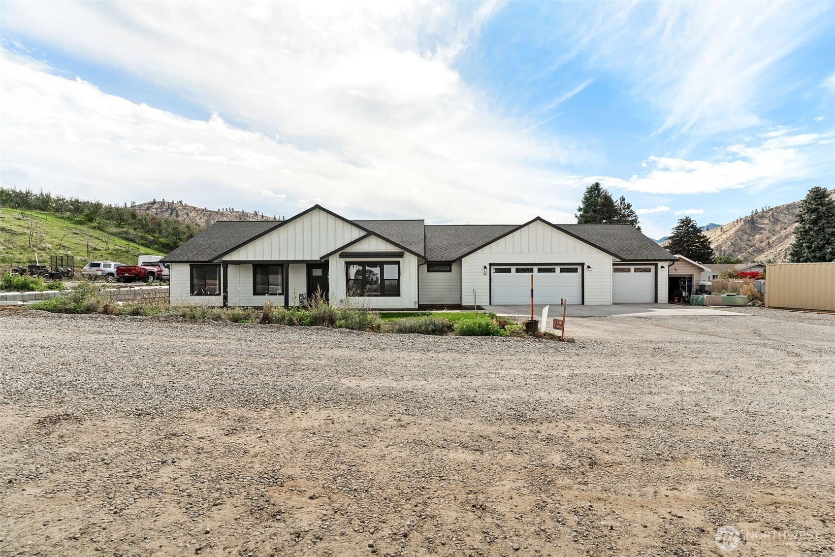 60 Ledford Lane photo 3