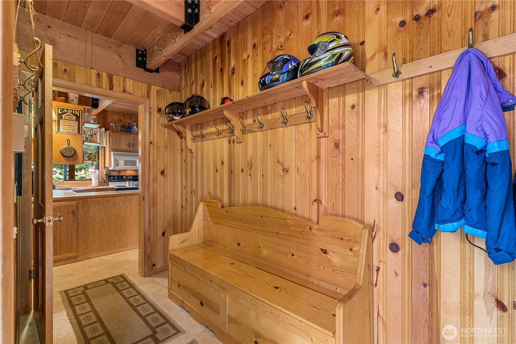 2471 Tamarack Crest Dr. photo 4