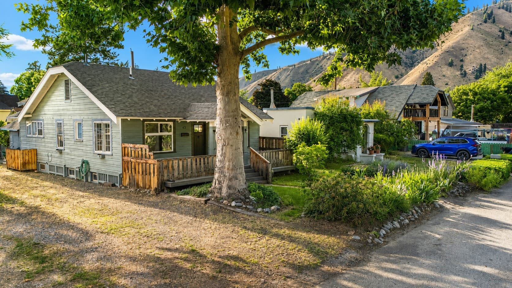 123 Riverfront Drive