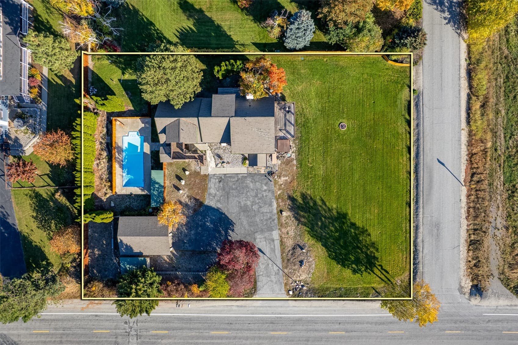 10285 Ski Hill Drive photo 2