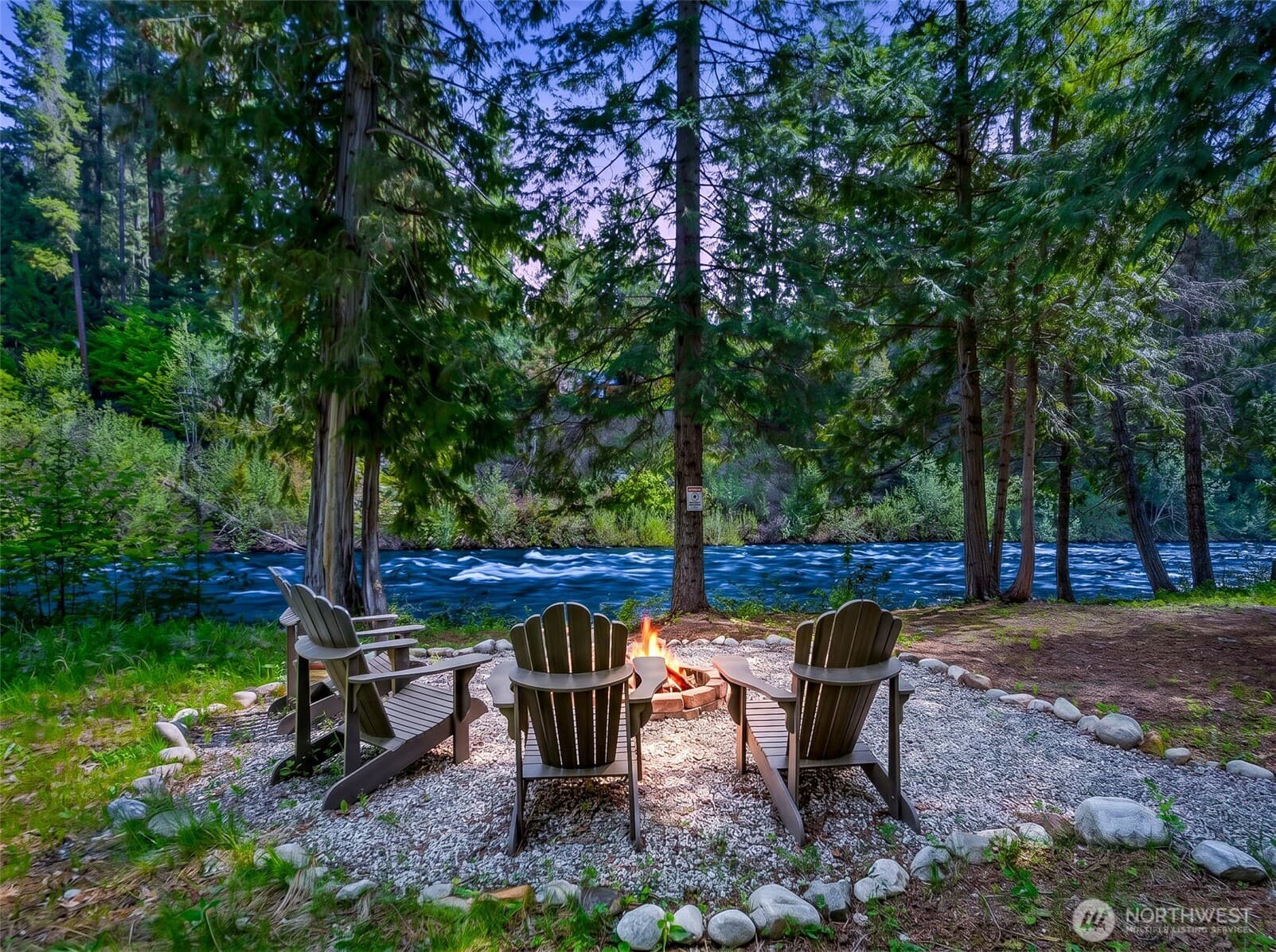 2304 Pine Tree Road photo 4