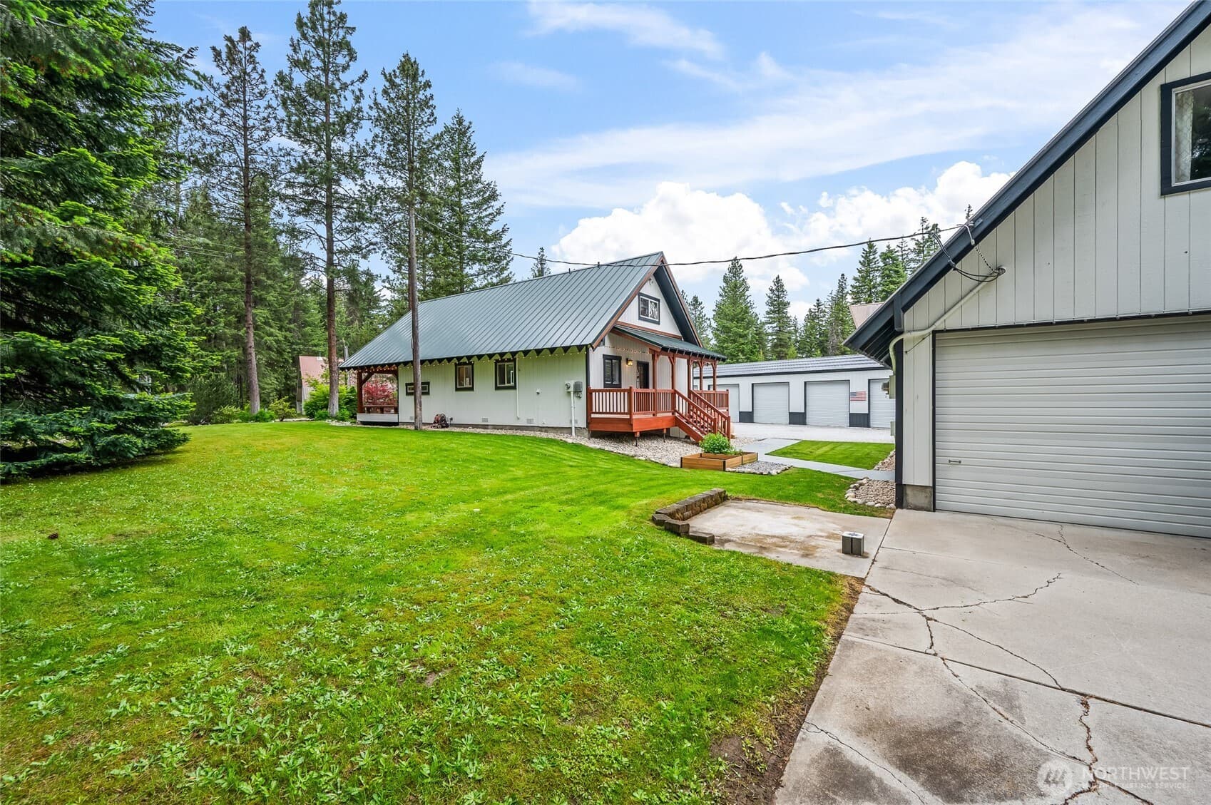 2630 Cottonwoood Lane photo 5