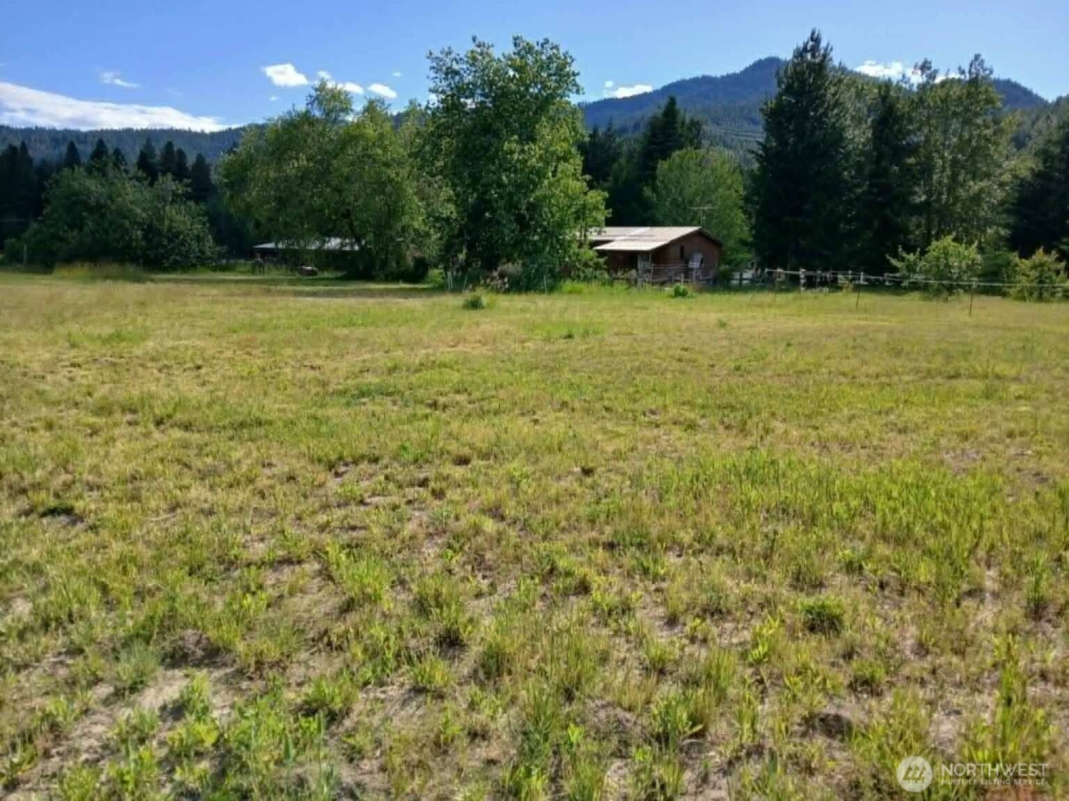 18555 Hazel Lane photo 2