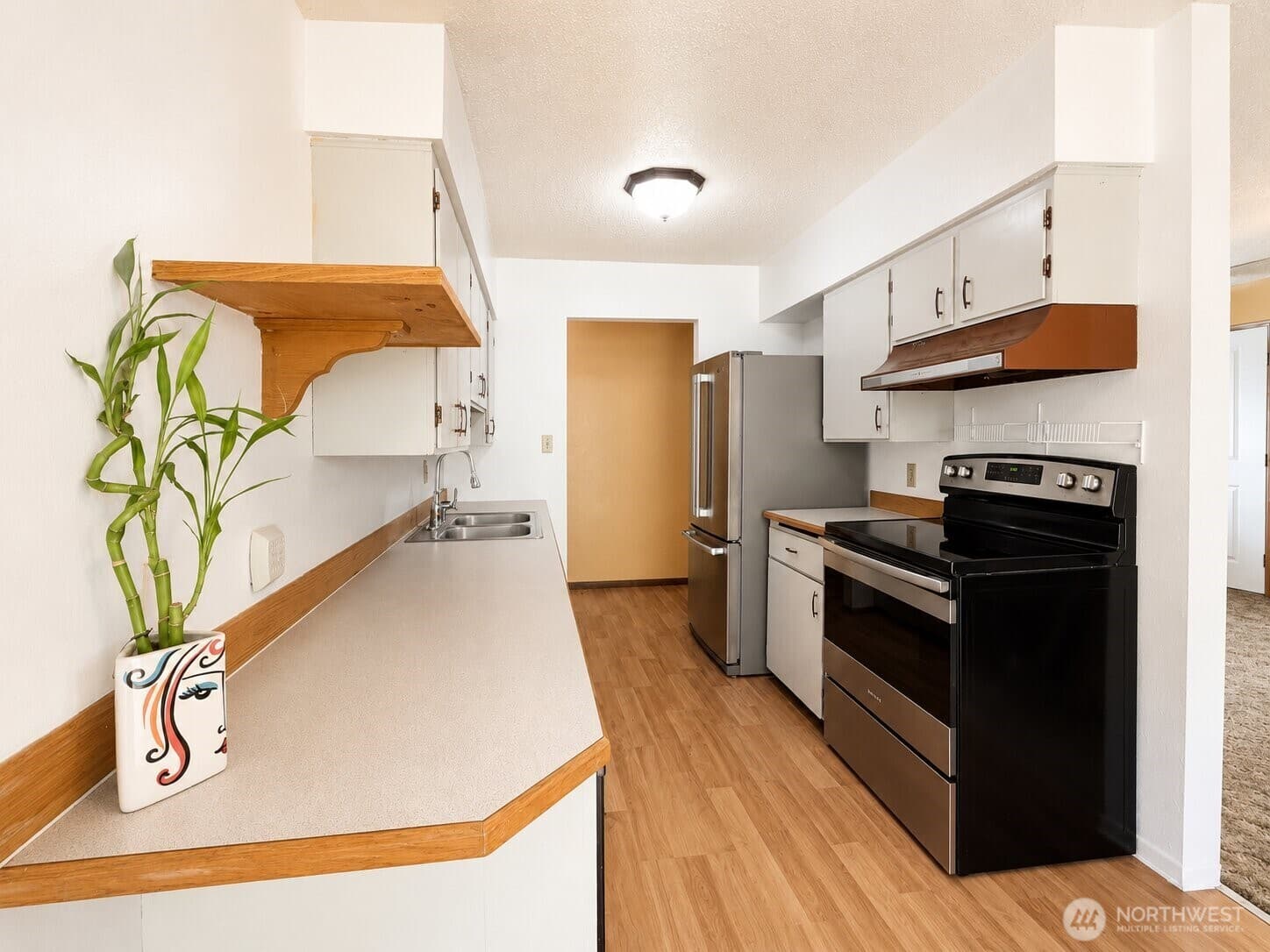 530 Cascade Street photo 5